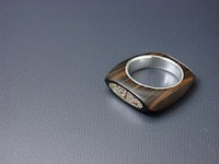 silver and wood ring design